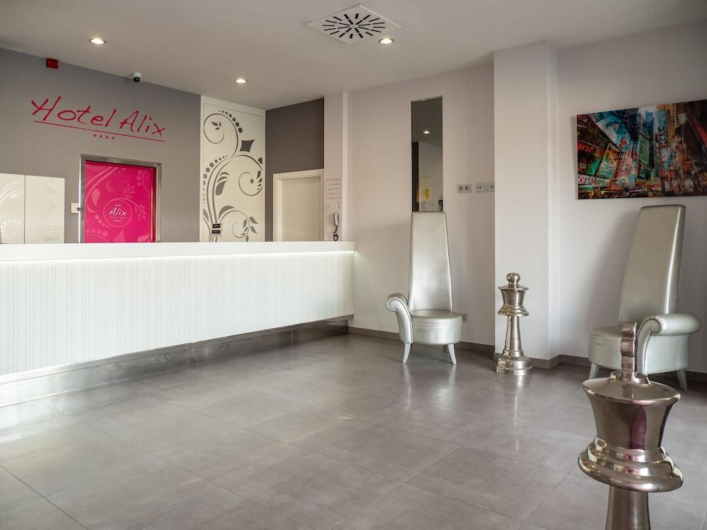 Готель Alix Boutique Артеіксо Екстер'єр фото